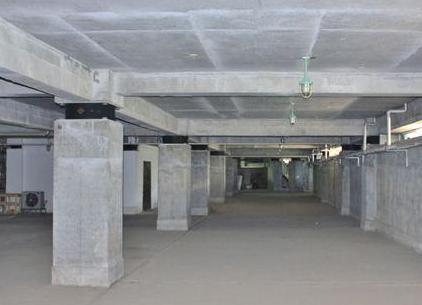 地坪柱子分隔縫.jpg
